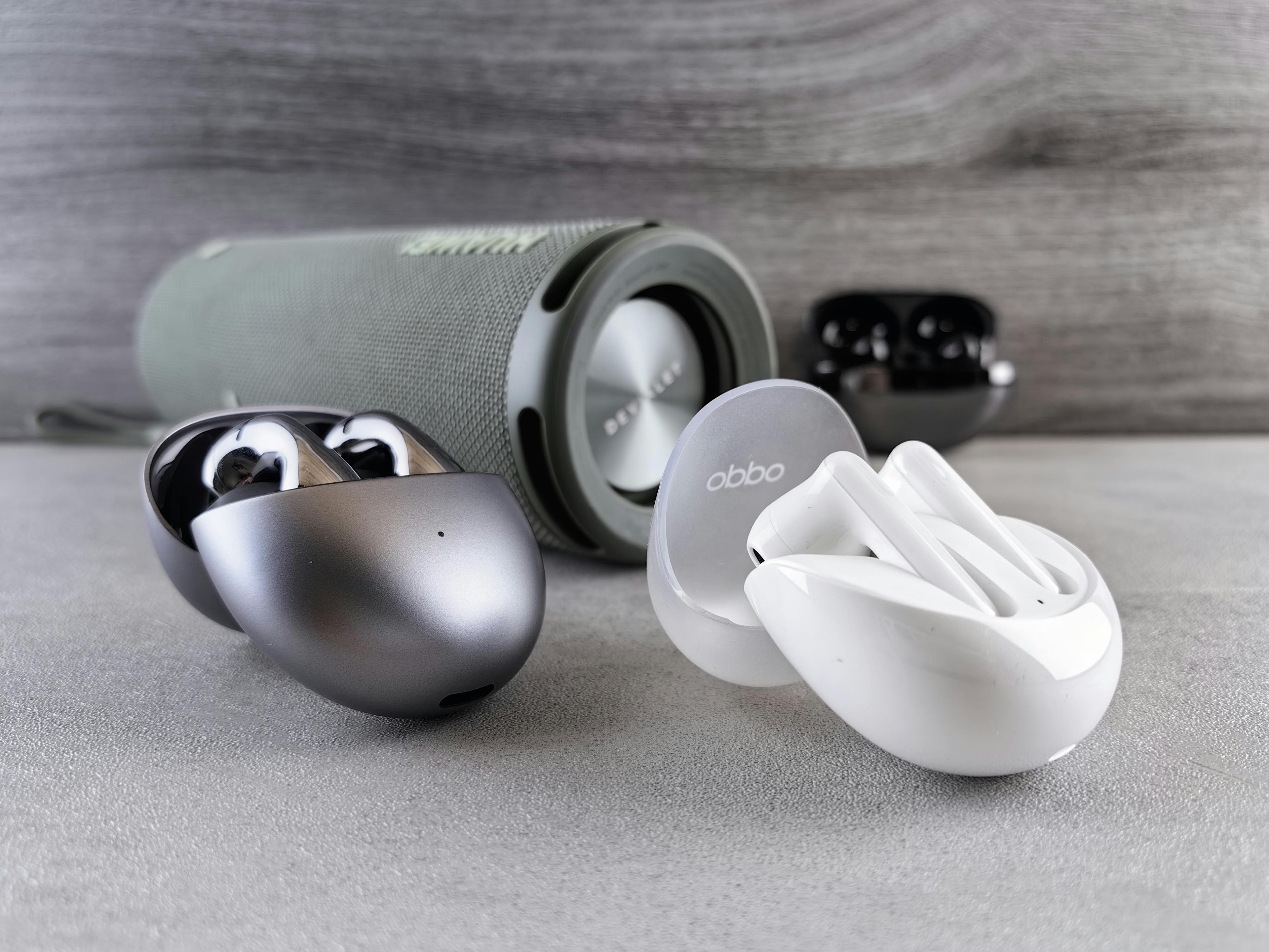 Tech & Gadgets